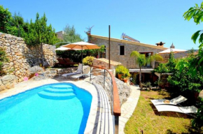 Preciosa casa con piscina Can Costa